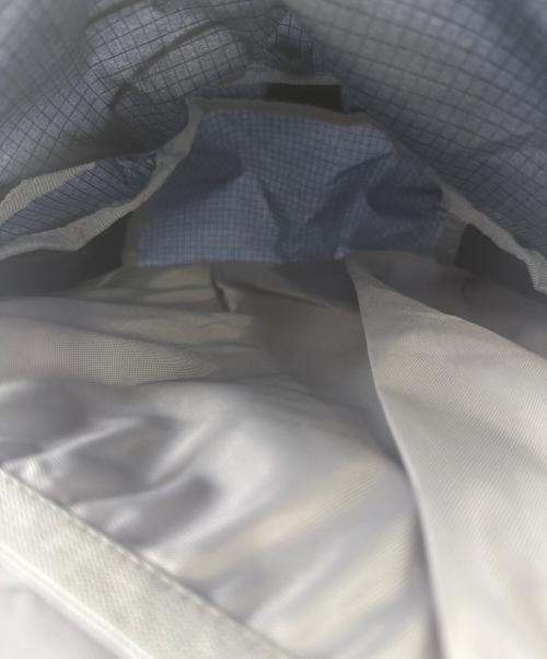 SALOMON（サロモン）SALOMON (サロモン) ナイロンリュック ブラックの古着・服飾アイテム