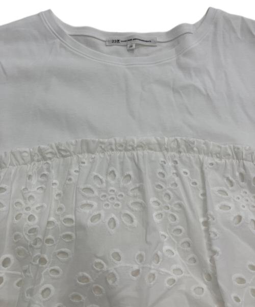 23区（ニジュウサンク）23区 (ニジュウサンク) カットワークエンブロイダリー スカラップヘム トップス ホワイト サイズ:38の古着・服飾アイテム
