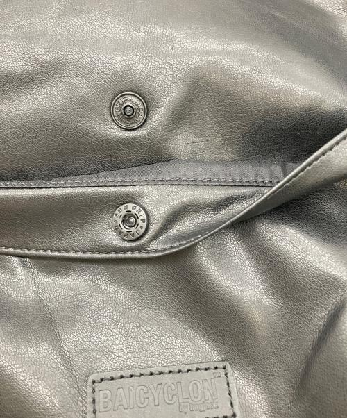 BAICYCLON by Bagjack（バイシクロンバイバッグジャック）BAICYCLON by bagjack (バイシクロンバイバッグジャック) シンセティックレザードローストリングバッグ ブラックの古着・服飾アイテム