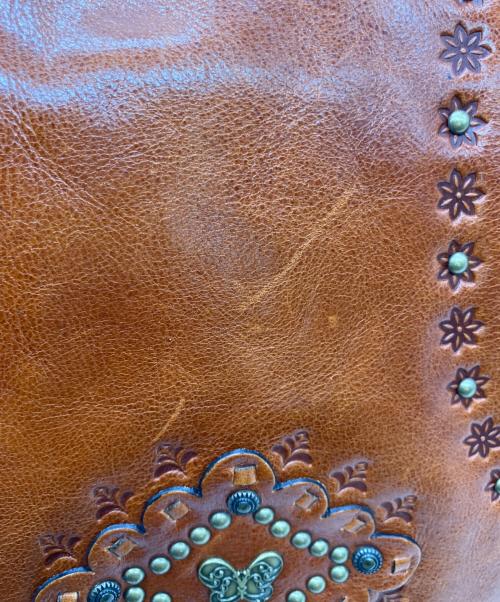 ANNA SUI（アナスイ）ANNA SUI (アナスイ) レザーフラップショルダーバッグ ブラウンの古着・服飾アイテム