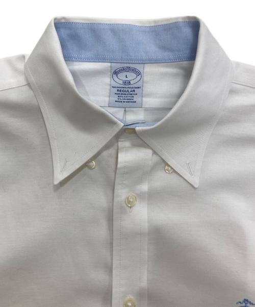 BROOKS BROTHERS（ブルックスブラザーズ）BROOKS BROTHERS (ブルックスブラザーズ) ワンポイント REGULAR ボタンダウンシャツ ホワイト サイズ:Lの古着・服飾アイテム