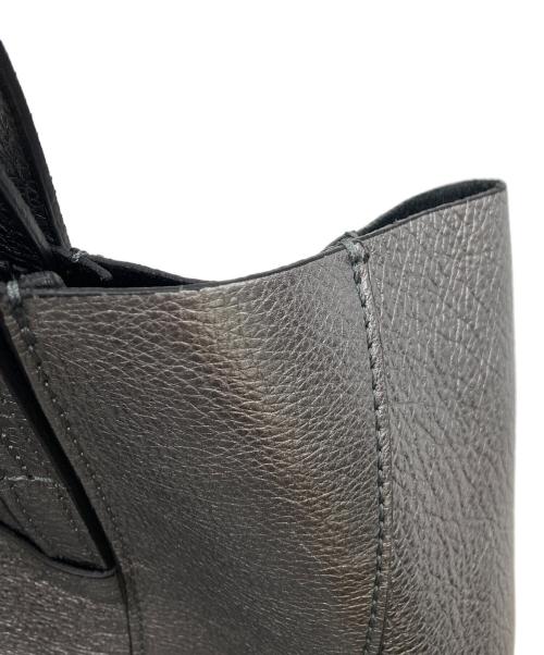 GIANNI CHIARINI（ジャンニ キアリーニ）GIANNI CHIARINI (ジャンニ キアリーニ) 2WAYレザーバッグ シルバーの古着・服飾アイテム