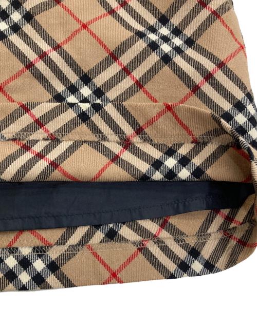 BURBERRY BLUE LABEL（バーバリー ブルー レーベル）BURBERRY BLUE LABEL (バーバリー ブルー レーベル) ノヴァチェックミニスカート ベージュ サイズ:40の古着・服飾アイテム