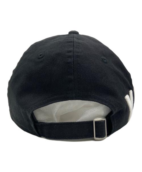 YOHJI YAMAMOTO（ヨウジヤマモト）YOHJI YAMAMOTO (ヨウジヤマモト) New Era (ニューエラ) 刺繍キャップ ブラックの古着・服飾アイテム