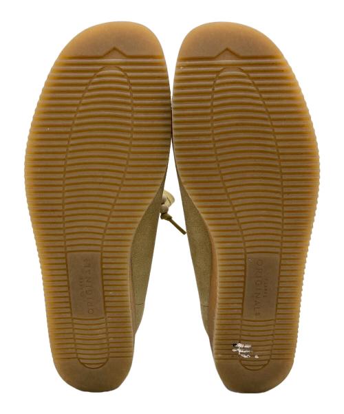 CLARKS（クラークス）CLARKS (クラークス) ワラビー/wallacraft bee ベージュ サイズ:235㎝の古着・服飾アイテム
