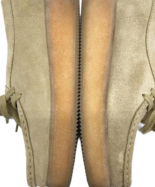 CLARKS（クラークス）CLARKS (クラークス) ワラビー/wallacraft bee ベージュ サイズ:235㎝の古着・服飾アイテム