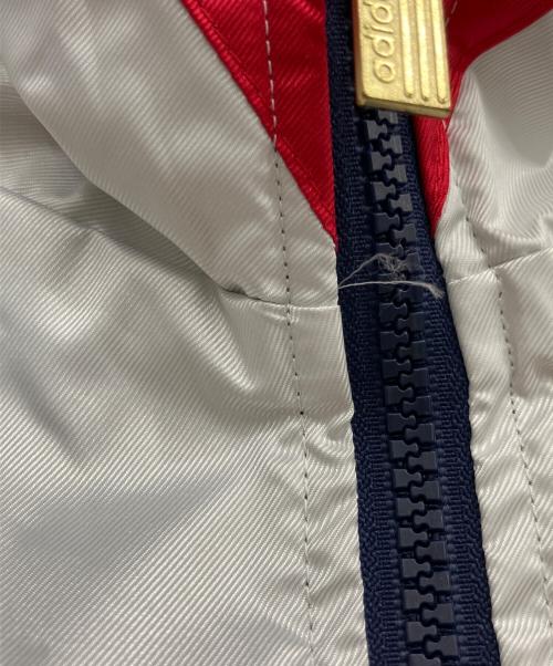 adidas（アディダス）adidas (アディダス) ナイロンジップジャケット ホワイト サイズ:Ｌの古着・服飾アイテム