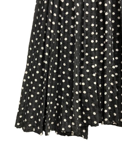 BEARDSLEY（ビアズリー）BEARDSLEY (ビアズリー) ドットギャザーワンピース ブラック サイズ:SIZE 0の古着・服飾アイテム