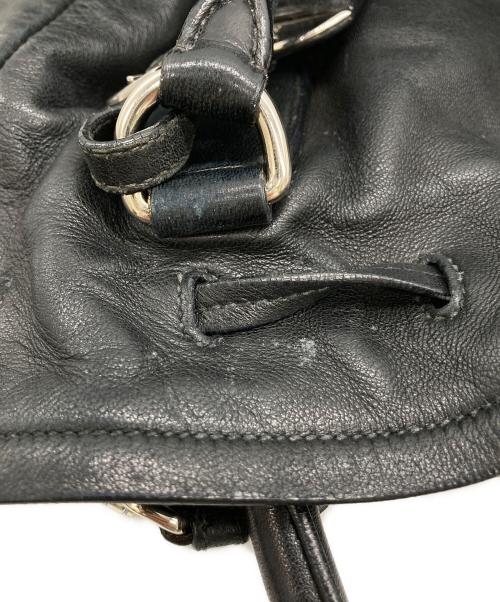 PRADA（プラダ）PRADA (プラダ) ナッパレザーフリンジ 2WAYトートバッグ ブラックの古着・服飾アイテム