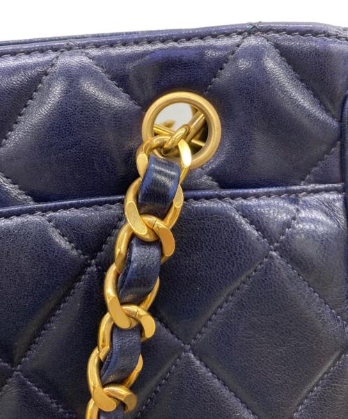 CHANEL（シャネル）CHANEL (シャネル) ショルダーバッグ ネイビーの古着・服飾アイテム