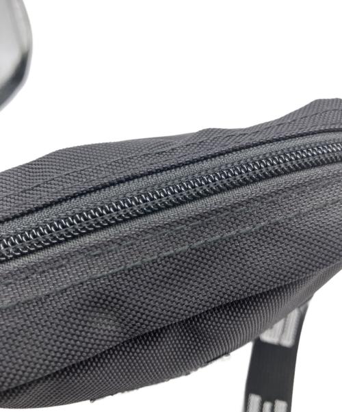 SUPREME（シュプリーム）SUPREME (シュプリーム) SHOULDER BAG ブラックの古着・服飾アイテム