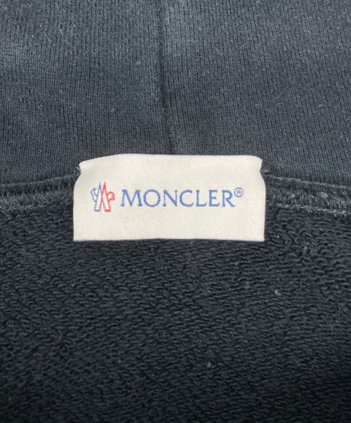 MONCLER（モンクレール）MONCLER (モンクレール) FRAGMENT DESIGN (フラグメントデザイン) BACKSTAGE HOODIE ブラック サイズ:Mの古着・服飾アイテム