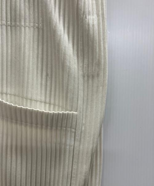 HOMME PLISSE ISSEY MIYAKE（オム プリッセ イッセイ ミヤケ）HOMME PLISSE ISSEY MIYAKE (オム プリッセ イッセイ ミヤケ) プリーツオールインワン ベージュ サイズ:1の古着・服飾アイテム