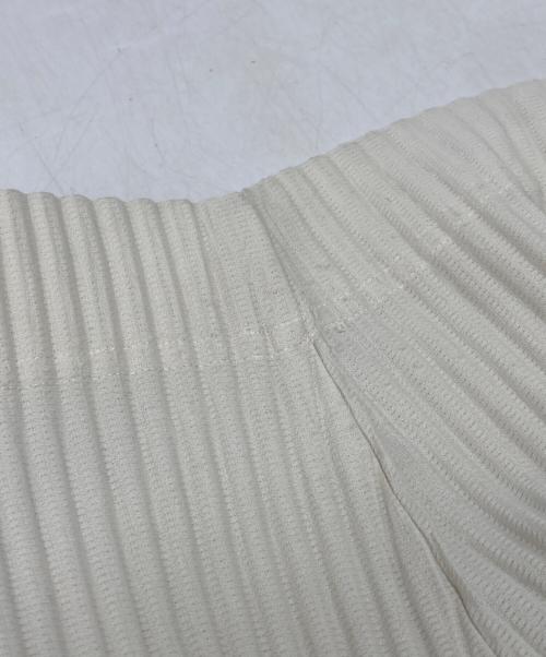 HOMME PLISSE ISSEY MIYAKE（オム プリッセ イッセイ ミヤケ）HOMME PLISSE ISSEY MIYAKE (オム プリッセ イッセイ ミヤケ) プリーツオールインワン ベージュ サイズ:1の古着・服飾アイテム