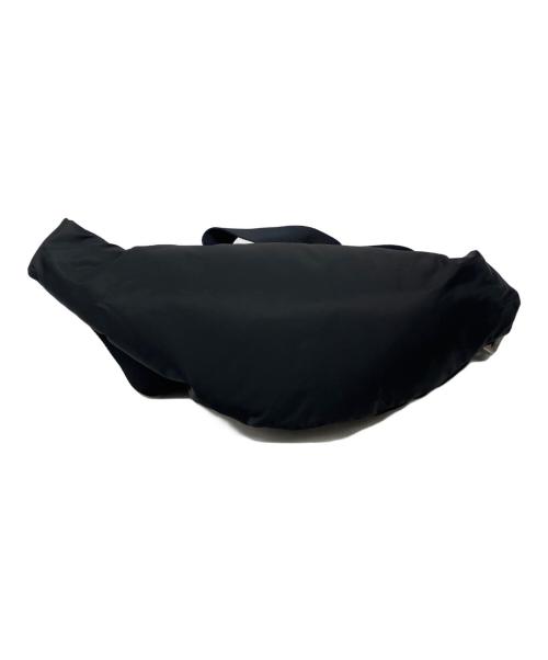 Palm Angels（パーム エンジェルス）Palm Angels (パーム エンジェルス) ANGELS CURVED LOGO FANNYPACK ブラックの古着・服飾アイテム