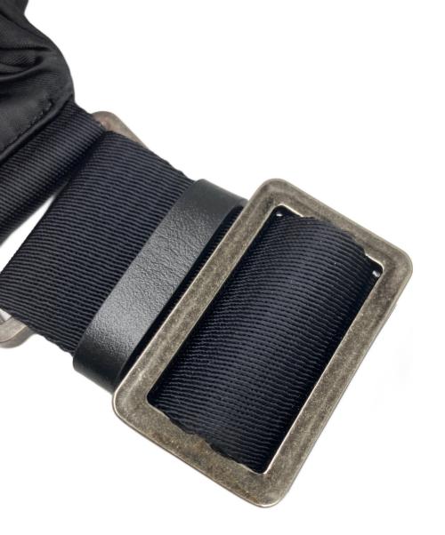 Palm Angels（パーム エンジェルス）Palm Angels (パーム エンジェルス) ANGELS CURVED LOGO FANNYPACK ブラックの古着・服飾アイテム