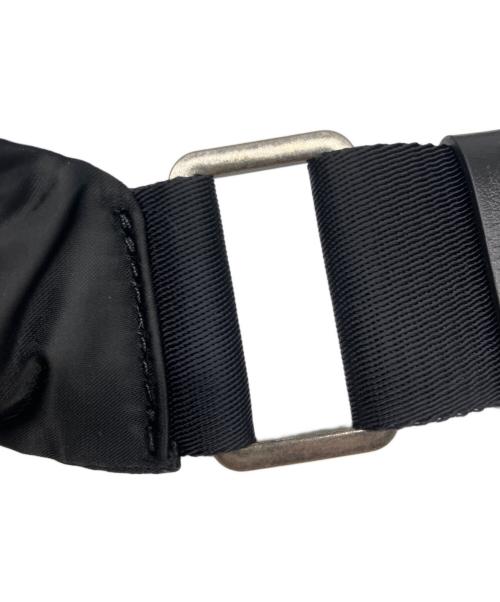Palm Angels（パーム エンジェルス）Palm Angels (パーム エンジェルス) ANGELS CURVED LOGO FANNYPACK ブラックの古着・服飾アイテム