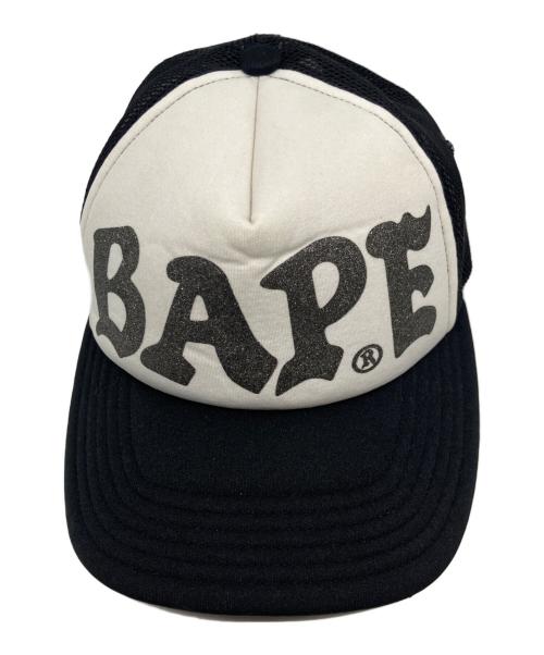 A BATHING APE（アベイシングエイプ）A BATHING APE (アベイシングエイプ) Bape グリッターメッシュキャップ ブラック×ホワイト サイズ:Freeの古着・服飾アイテム