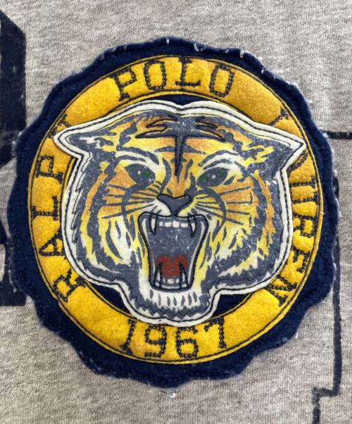 POLO RALPH LAUREN（ポロ・ラルフローレン）POLO RALPH LAUREN (ポロ・ラルフローレン) タイガー ワッペンプルオーバーパーカー グレー サイズ:XLの古着・服飾アイテム