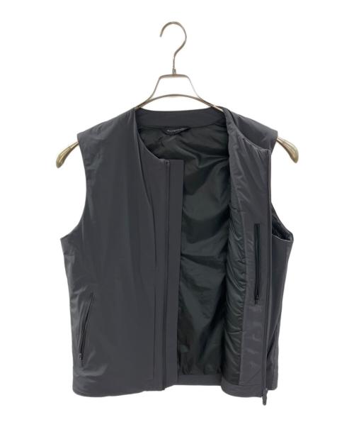 ALLTERRAIN（オルタレイン）ALLTERRAIN (オルタレイン) DESCENTE ALLTERRAIN LIGHTWEIGHT VEST グレー サイズ:Mの古着・服飾アイテム