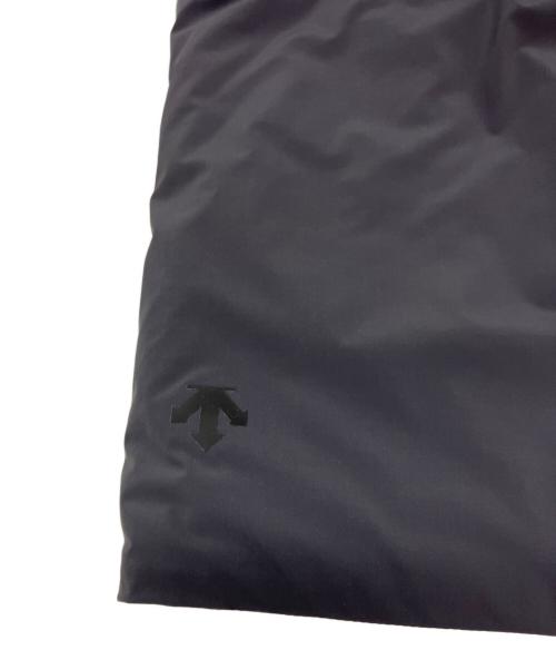 ALLTERRAIN（オルタレイン）ALLTERRAIN (オルタレイン) DESCENTE ALLTERRAIN LIGHTWEIGHT VEST グレー サイズ:Mの古着・服飾アイテム