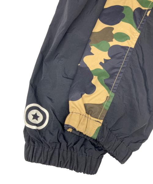 A BATHING APE（アベイシングエイプ）A BATHING APE (アベイシングエイプ) 1st camo shark hoodie jacket ブラック サイズ:Lの古着・服飾アイテム