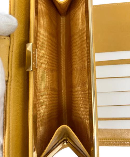 CHANEL（シャネル）CHANEL (シャネル) ココマーク 二つ折がま口長財布 イエローの古着・服飾アイテム