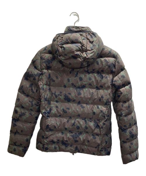 PEUTEREY（ピューテリー）PEUTEREY (ピューテリー) カモ柄ダウンジャケット カーキ サイズ:Sの古着・服飾アイテム