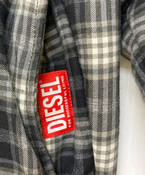 DIESEL（ディーゼル）DIESEL (ディーゼル) リバーシブルチェックシャツ中綿ジャケット ブラック サイズ:50の古着・服飾アイテム
