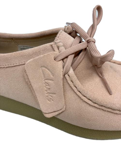 CLARKS（クラークス）CLARKS (クラークス) Wallabee EVO ピンク サイズ:24.5の古着・服飾アイテム