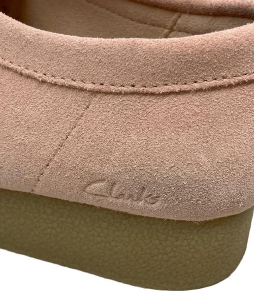 CLARKS（クラークス）CLARKS (クラークス) Wallabee EVO ピンク サイズ:24.5の古着・服飾アイテム