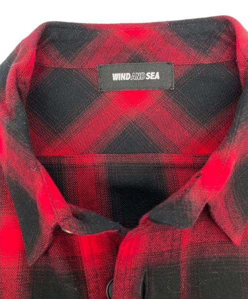 WIND AND SEA（ウィンダンシー）WIND AND SEA (ウィンダンシー) オンブルネルチェックシャツ ブラック×レッド サイズ:Mの古着・服飾アイテム