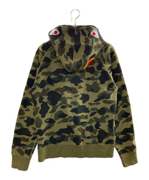 A BATHING APE（アベイシングエイプ）A BATHING APE (アベイシングエイプ) 1st camo shark full zip グリーン サイズ:Mの古着・服飾アイテム