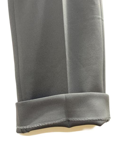 NEAT（ニート）NEAT (ニート) ツータックポリスラックス グレー サイズ:46の古着・服飾アイテム