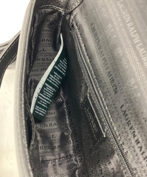 LAUREN RALPH LAUREN（ローレン ラルフ ローレン）LAUREN RALPH LAUREN (ローレン ラルフ ローレン) エンボスロゴレザーショルダーバッグ ブラックの古着・服飾アイテム