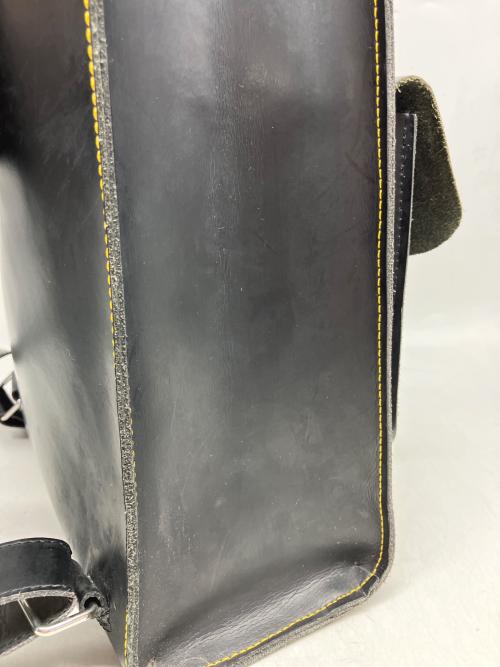 Dr.Martens（ドクターマーチン）Dr.Martens (ドクターマーチン) スモール レザー バックパック ブラック サイズ:-の古着・服飾アイテム