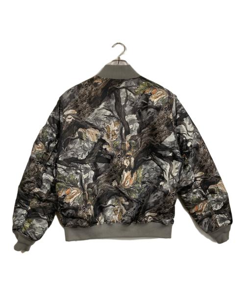 A BATHING APE（アベイシングエイプ）A BATHING APE (アベイシングエイプ) TREE EDGE CAMO BOMBER JACKET グレー サイズ:Mの古着・服飾アイテム