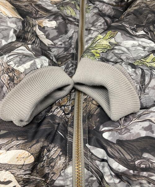A BATHING APE（アベイシングエイプ）A BATHING APE (アベイシングエイプ) TREE EDGE CAMO BOMBER JACKET グレー サイズ:Mの古着・服飾アイテム