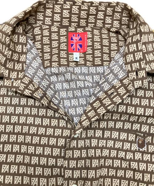 A BATHING APE（アベイシングエイプ）A BATHING APE (アベイシングエイプ) モノグラムシャツ ブラウン サイズ:Mの古着・服飾アイテム