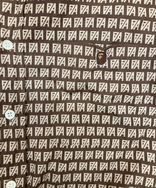 A BATHING APE（アベイシングエイプ）A BATHING APE (アベイシングエイプ) モノグラムシャツ ブラウン サイズ:Mの古着・服飾アイテム