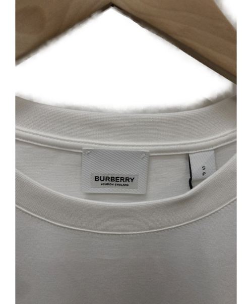 BURBERRY（バーバリー）BURBERRY (バーバリーズ) HORSE FERRY PRINT COTTON T-SHI ホワイト サイズ:SIZE Sの古着・服飾アイテム