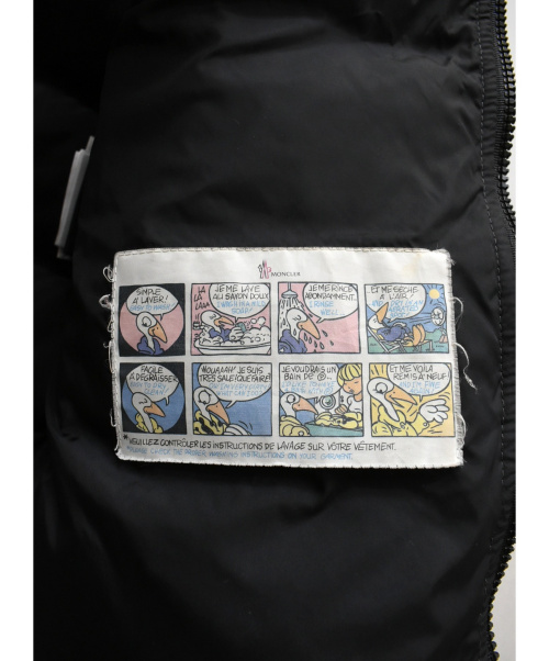 MONCLER（モンクレール）MONCLER (モンクレール) カモ柄ダウンジャケット グレー サイズ:KIDS 14の古着・服飾アイテム