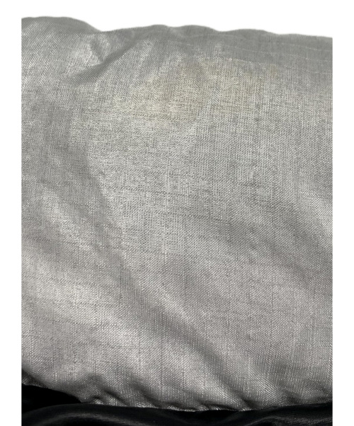 MONCLER（モンクレール）MONCLER (モンクレール) ダウンジャケット シルバーの古着・服飾アイテム