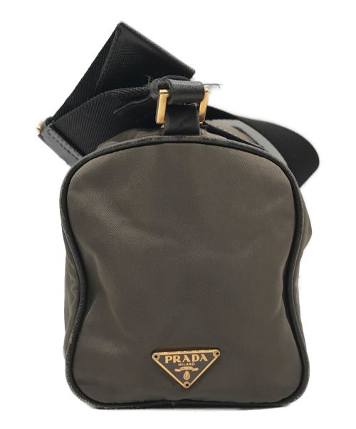 PRADA（プラダ）PRADA (プラダ) ナイロンショルダーバッグ グレーの古着・服飾アイテム