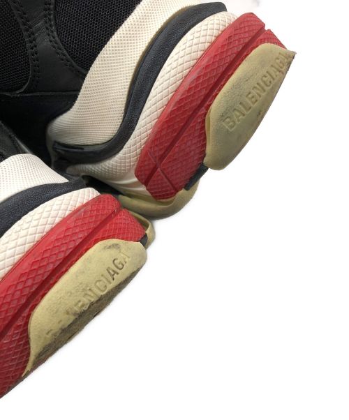 BALENCIAGA（バレンシアガ）BALENCIAGA (バレンシアガ) triple S/トリプルエス ブラック サイズ:28.5cmの古着・服飾アイテム