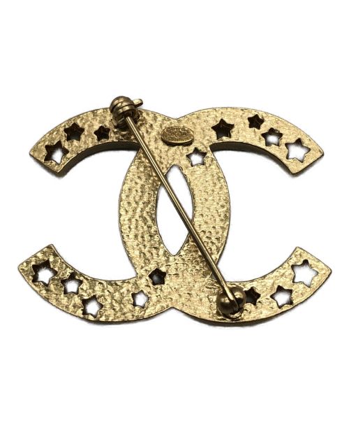 CHANEL（シャネル）CHANEL (シャネル) スターパンチングココマークブローチ ゴールドの古着・服飾アイテム