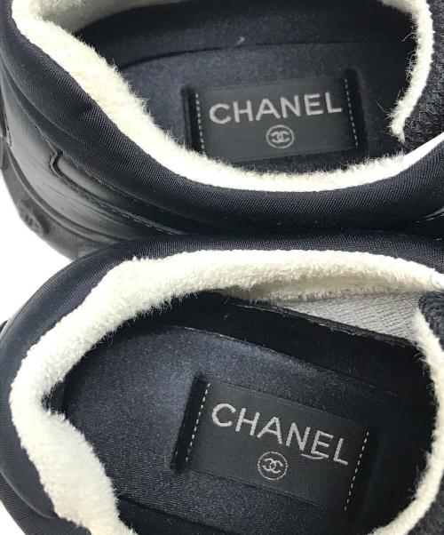 CHANEL（シャネル）CHANEL (シャネル) スウェードコンビナイロンローカットスニーカー ブラック サイズ:SIZE 42の古着・服飾アイテム