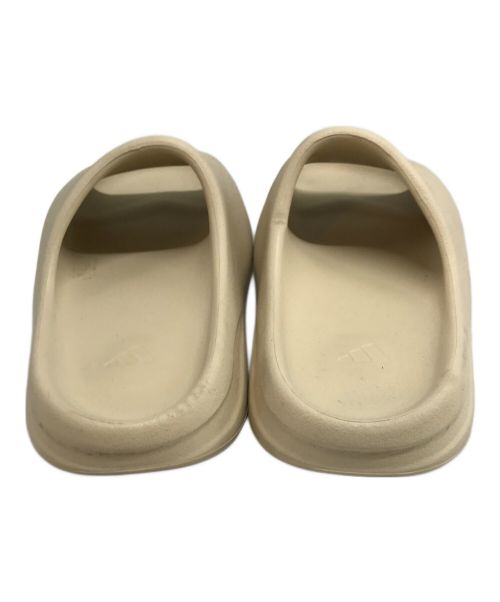 adidas（アディダス）adidas (アディダス) yeezy SLIDE/イージースライド ベージュ サイズ:5USの古着・服飾アイテム