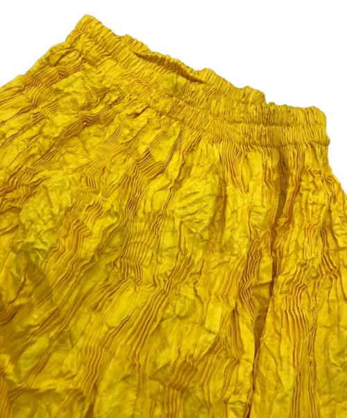 ISSEY MIYAKE（イッセイミヤケ）ISSEY MIYAKE (イッセイミヤケ) ドッキング クラッシュプリーツ ロングスカート レッド×イエロー サイズ:Mの古着・服飾アイテム