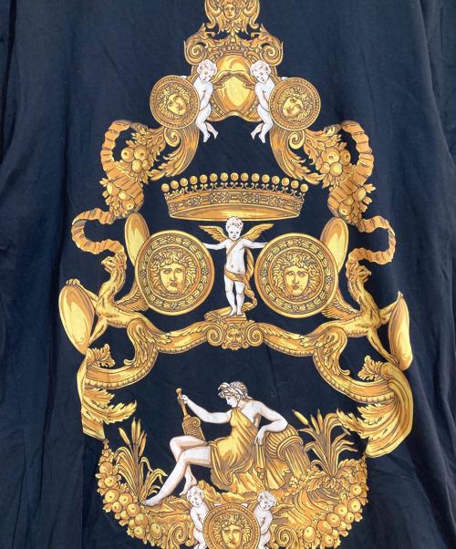 VERSACE（ヴェルサーチェ）VERSACE (ヴェルサーチェ) Baroque Print T-shirtバロックプリント Tシャツ ブラック サイズ:Lの古着・服飾アイテム